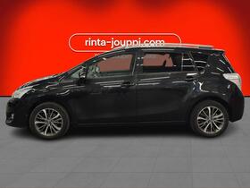 Toyota Verso vaihtoauto