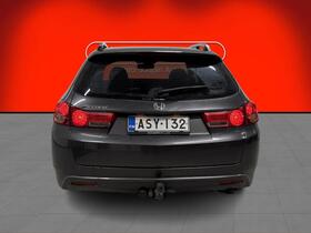 Honda Accord vaihtoauto