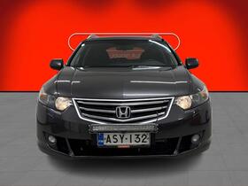 Honda Accord vaihtoauto
