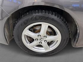 Honda Accord vaihtoauto