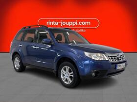 Subaru Forester vaihtoauto