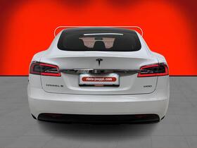 Tesla Model S vaihtoauto