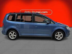 Volkswagen Touran vaihtoauto