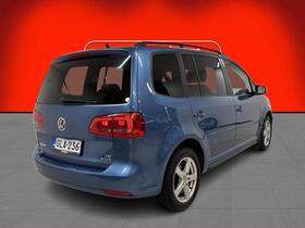 Volkswagen Touran vaihtoauto