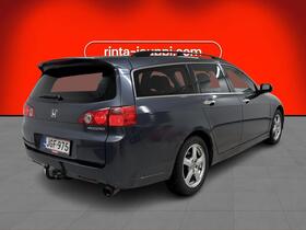 Honda Accord vaihtoauto