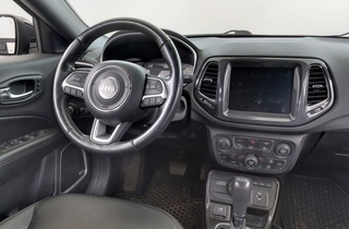 Jeep Compass vaihtoauto