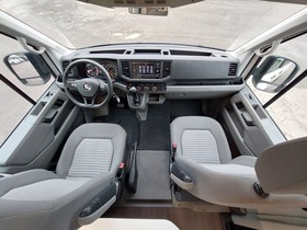 Volkswagen Grand California vaihtoauto