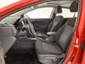 Hyundai IONIQ plug-in vaihtoauto