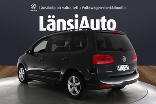Volkswagen Touran vaihtoauto