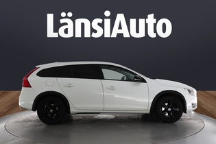 Volvo V60 Cross Country vaihtoauto