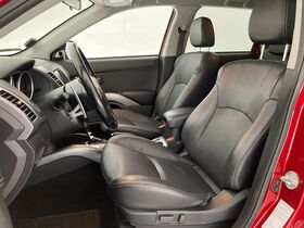 Mitsubishi Outlander vaihtoauto