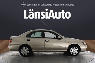 Nissan Almera vaihtoauto