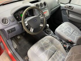 Ford Tourneo Connect vaihtoauto