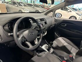 Kia Rio vaihtoauto