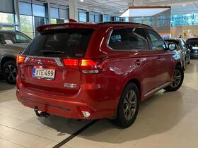Mitsubishi Outlander PHEV vaihtoauto