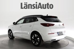 Opel Grandland vaihtoauto