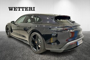 Porsche Taycan vaihtoauto
