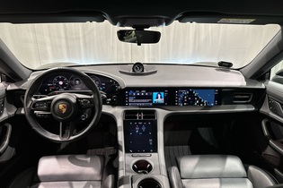 Porsche Taycan vaihtoauto
