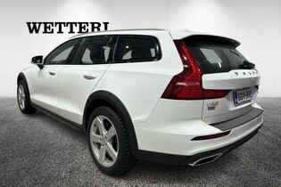 Volvo V60 Cross Country vaihtoauto