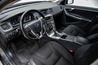 Volvo V60 Cross Country vaihtoauto