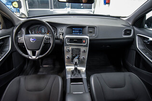 Volvo V60 Cross Country vaihtoauto