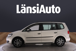 Volkswagen Touran vaihtoauto