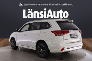 Mitsubishi Outlander PHEV vaihtoauto