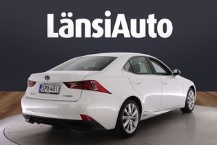Lexus IS vaihtoauto