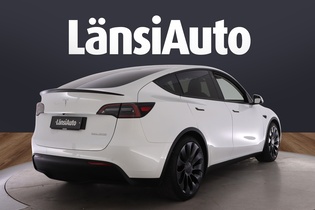 Tesla Model Y vaihtoauto