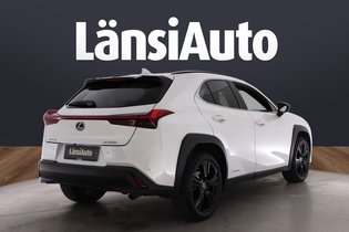 Lexus UX vaihtoauto