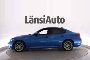 Alfa Romeo Giulia vaihtoauto