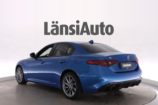 Alfa Romeo Giulia vaihtoauto