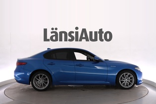 Alfa Romeo Giulia vaihtoauto