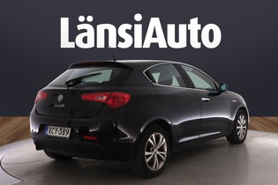 Alfa Romeo Giulietta vaihtoauto