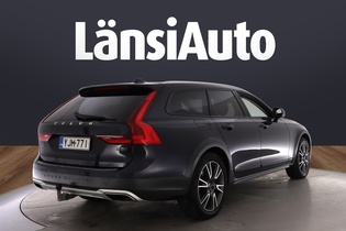 Volvo V90 Cross Country vaihtoauto