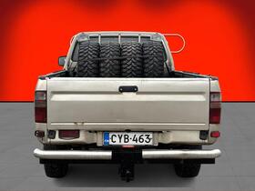 Toyota Hilux vaihtoauto