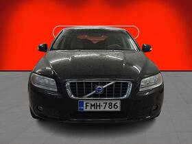 Volvo V70 vaihtoauto