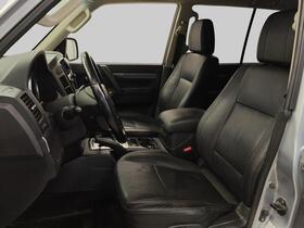 Mitsubishi Pajero vaihtoauto