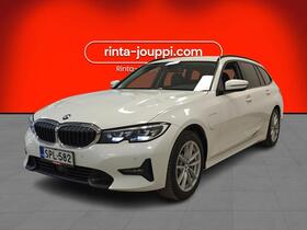 BMW 330 vaihtoauto