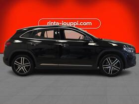 Mercedes-Benz GLA vaihtoauto