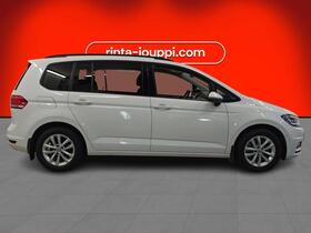 Volkswagen Touran vaihtoauto