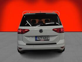 Volkswagen Touran vaihtoauto