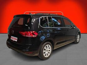 Volkswagen Touran vaihtoauto