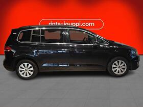 Volkswagen Touran vaihtoauto