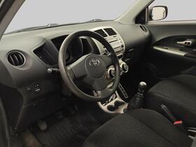 Toyota Urban Cruiser vaihtoauto