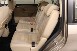 Volkswagen Touran vaihtoauto