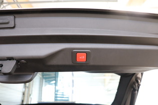 Peugeot E-3008 vaihtoauto