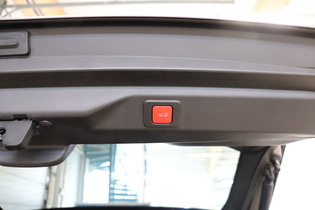 Peugeot E-3008 vaihtoauto