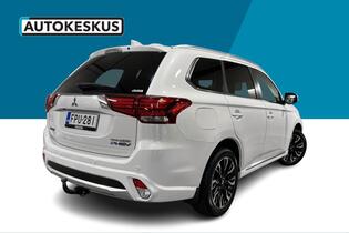 Mitsubishi Outlander PHEV vaihtoauto