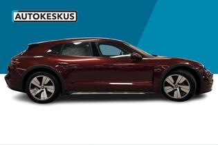 Porsche Taycan vaihtoauto